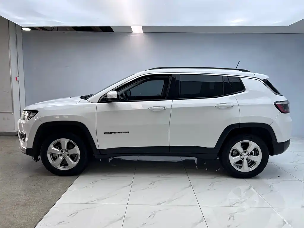 Guidance 2020 220T Automatic Leading Edition