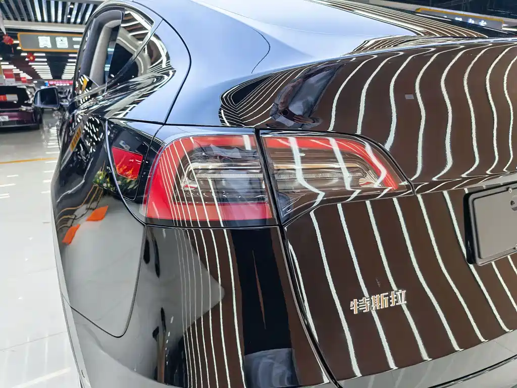 Model Y 2022 Rear-Wheel Drive Edition