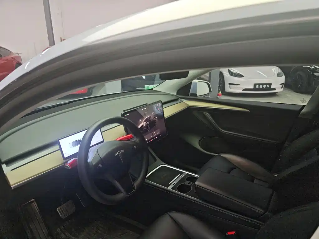 Model Y 2022 Long Range All-Wheel Drive Edition