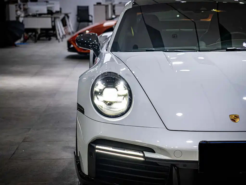 Porsche 911 Turbo S 3.7T 2022 Model