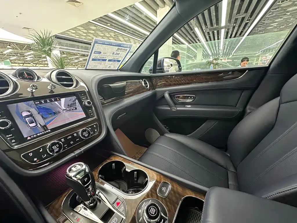 Range Rover 2017 6.0T Standard Edition