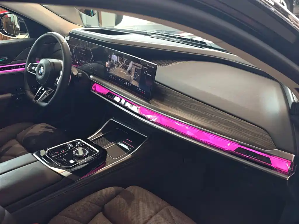 BMW 7 Series 2023 740Li Leading Edition M Sport Package