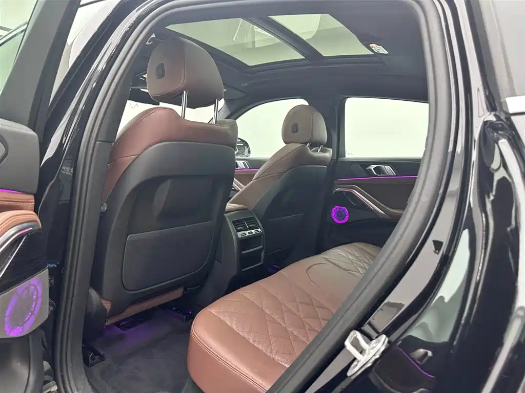 BMW X6 2023 xDrive40i M Sport Package