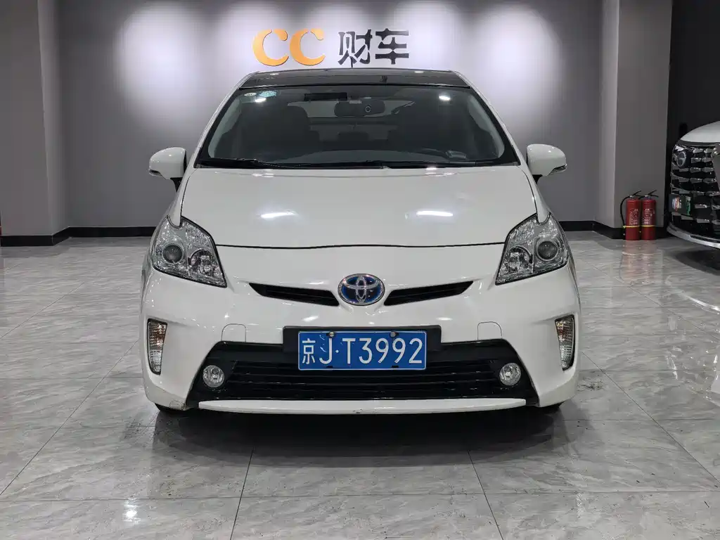 Prius 2012 model Luxury Advanced Edition