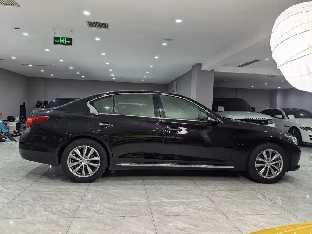 Infiniti Q50L 2015 2.0T Enjoyment Edition