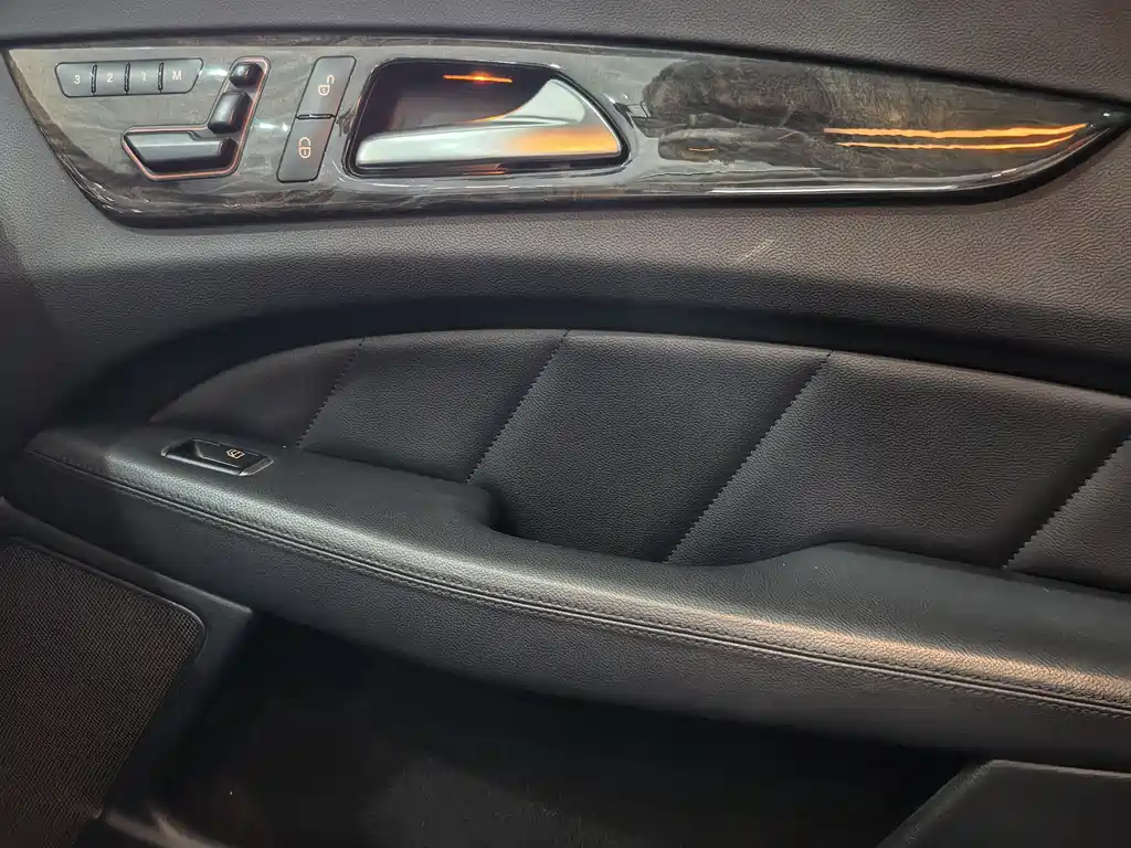 Mercedes-CLS 2012 CLS 300 CGI