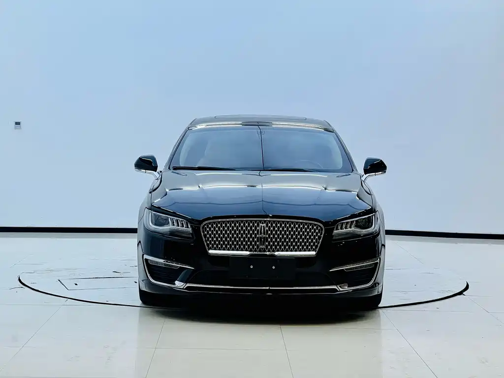 Lincoln MKZ 2018 2.0T Grand Touring Edition