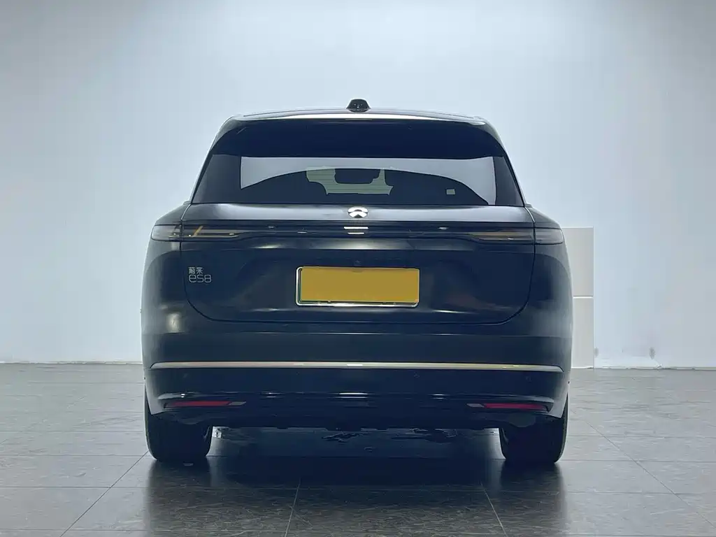 NIO ES8 2023 Edition 75kWh Executive Version