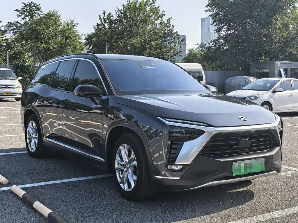 NIO ES8 2022 75kWh Six-seat Edition