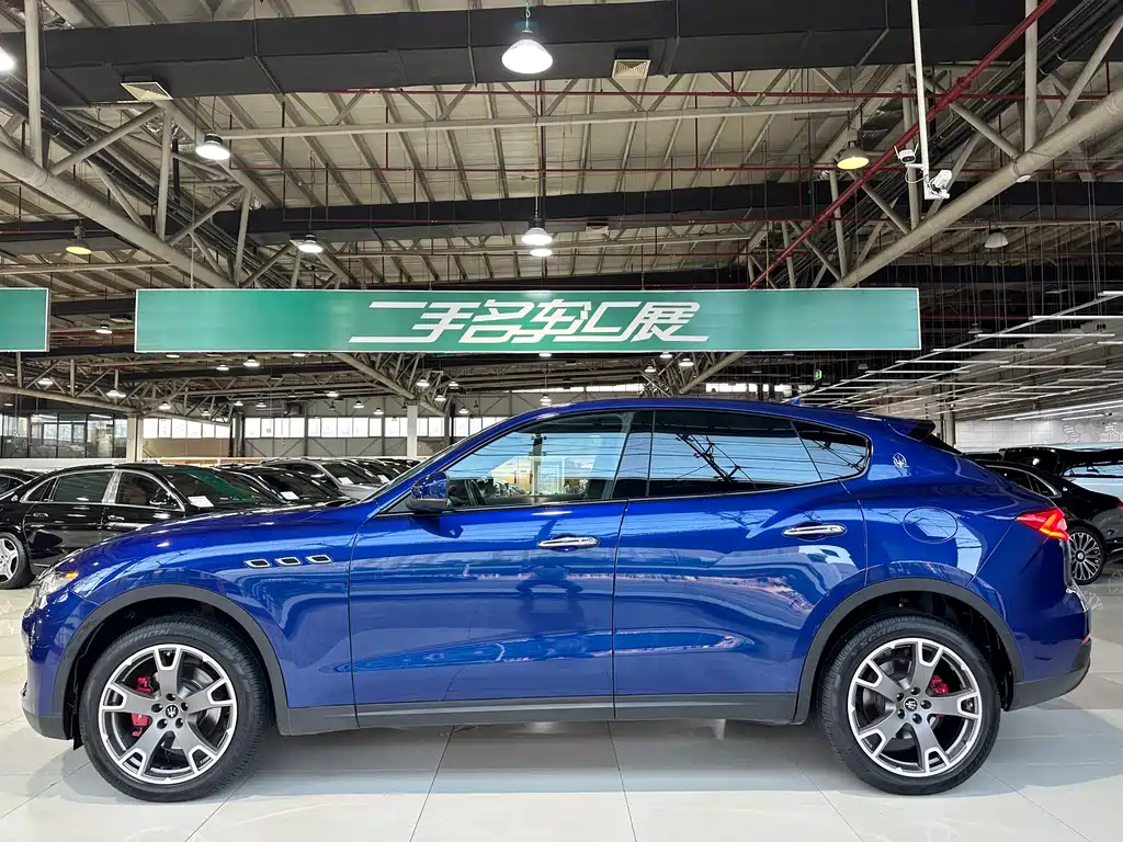 Levante 2020 3.0T Standard Edition