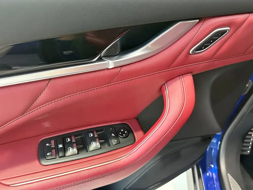 Levante 2020 3.0T Standard Edition
