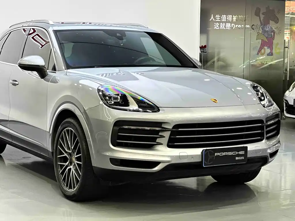 Cayenne 2022 Platinum Edition 3.0T