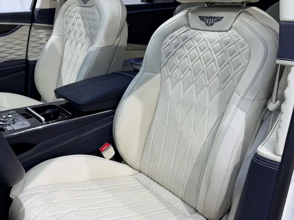 Ferari 2022 Model 4.0T V8 Standard Edition