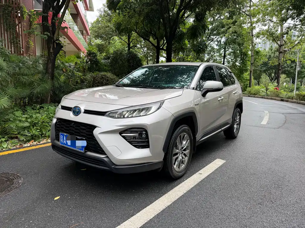 Velaranda 2022 model Hybrid 2.5L E-CVT two-wheel drive luxury edition