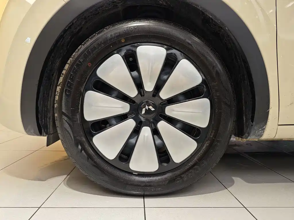 Wuling Bingo 2025 Edition 333km Lingxi Interconnection Version
