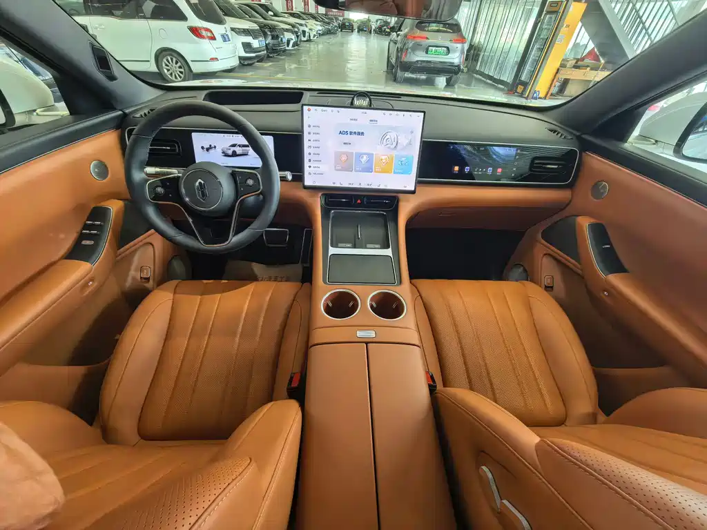 Askun M7 2026 Edition Range-Extended Ultra Four-Wheel Drive 6-Seater (192-line LiDAR)