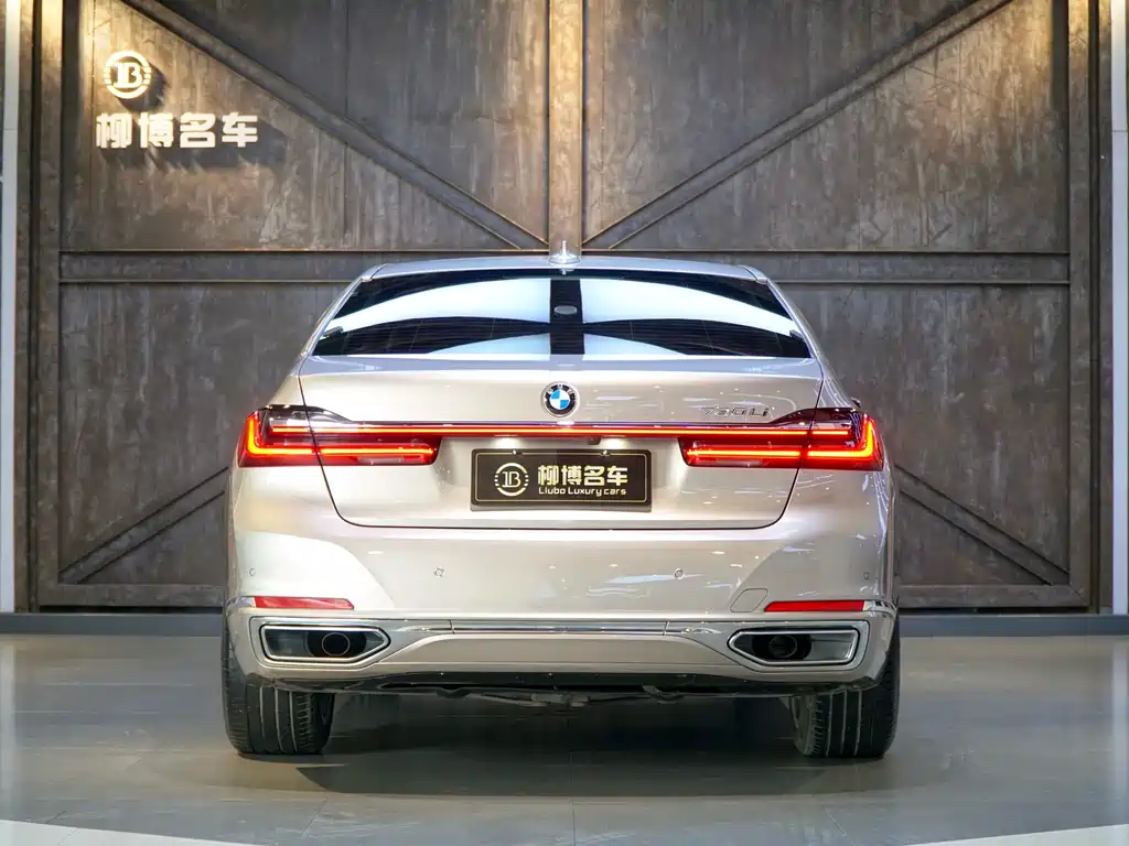 BMW 7 Series 2021 730Li Luxury Package