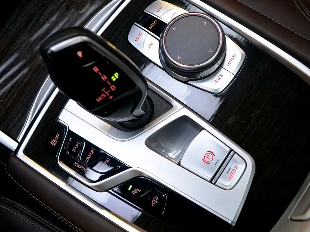 BMW 7 Series 2021 730Li Luxury Package
