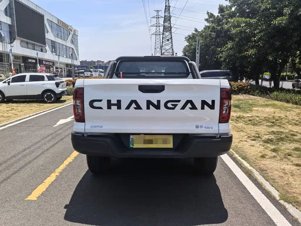 Changan Yushou 2024 Model, Luxury Edition, Dual Motor 4WD Super Long Box