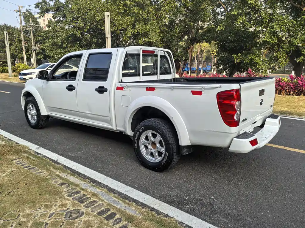 Fengjun 5 2021 2.4L Gasoline 2WD Advance Edition Double Cab National VI 4K22D4M