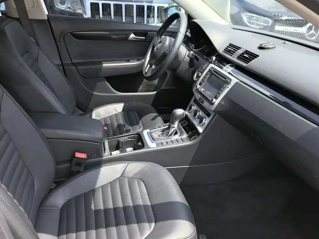 Magotan 2012 1.8TSI Luxury Edition