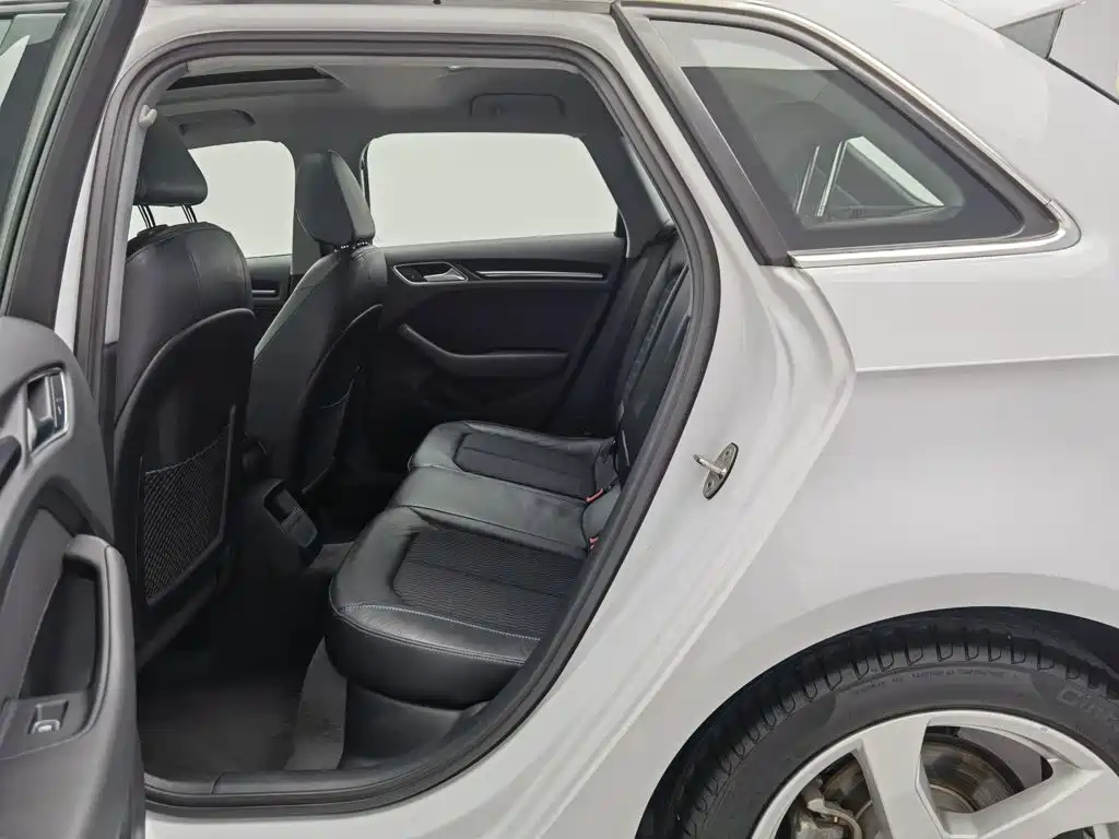 Audi A3 2019 Sportback 35 TFSI Style Edition National V