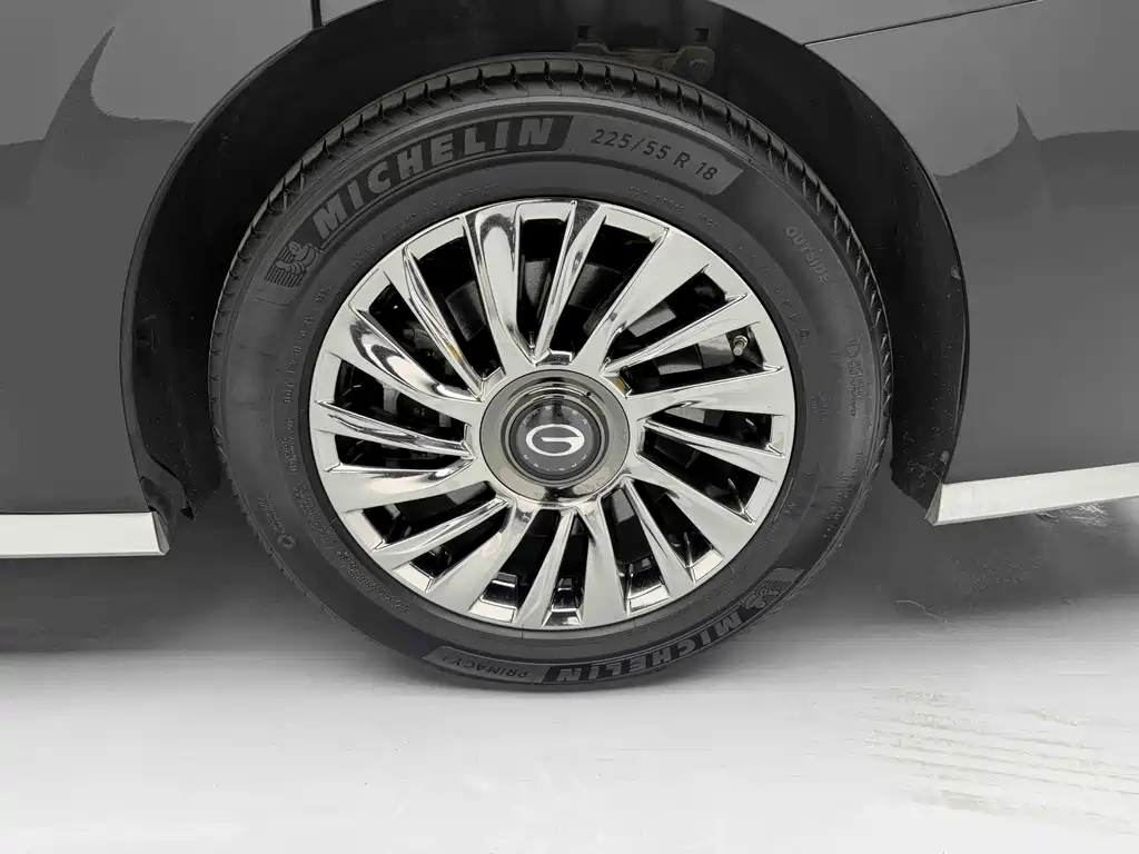 GAC M8 2024 Model Grandmaster Series 400T Prestige Edition