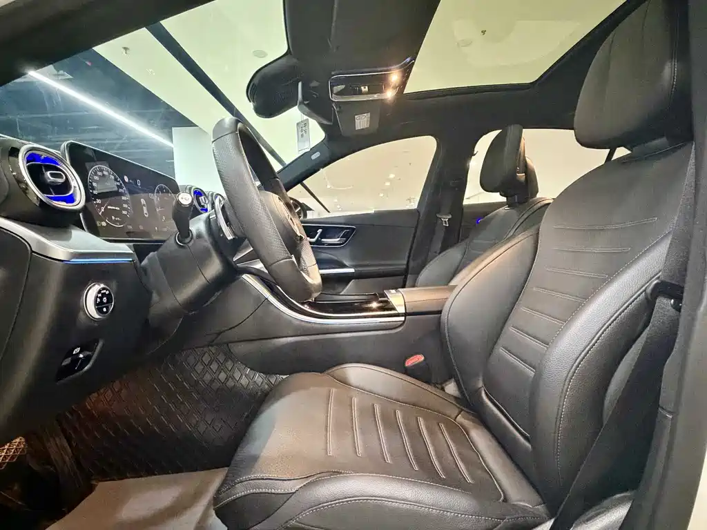 Mercedes-Benz C-Class 2023 C 260 L Night Moves Edition