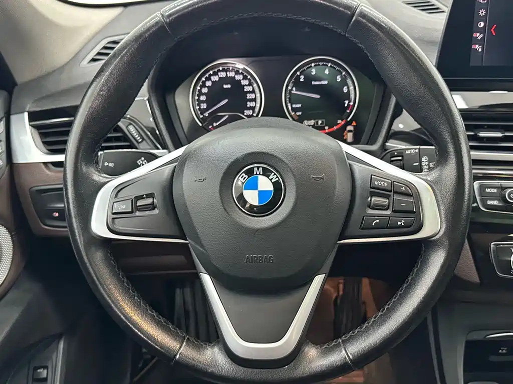 BMW X1 2022 sDrive20Li Fashion Edition