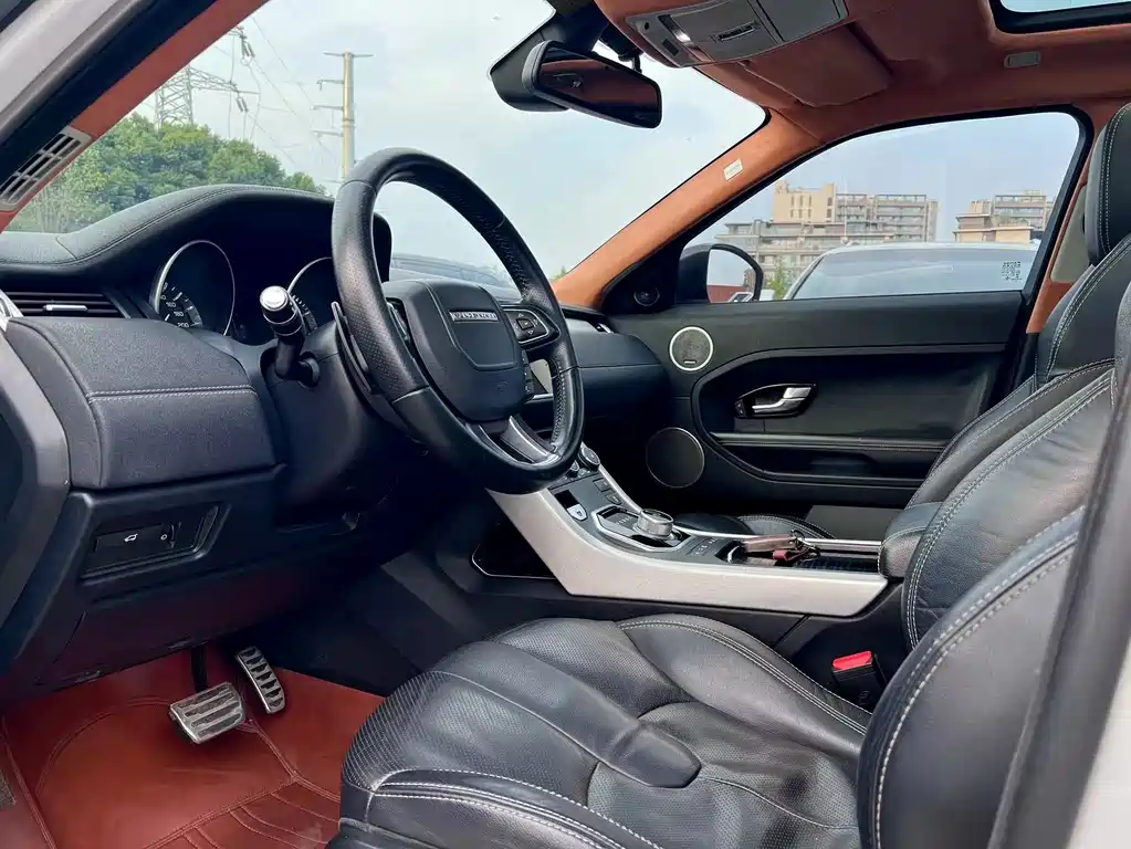 Range Rover Evoque (Import) 2015 Model 2.0T 5-Door Prestige Edition