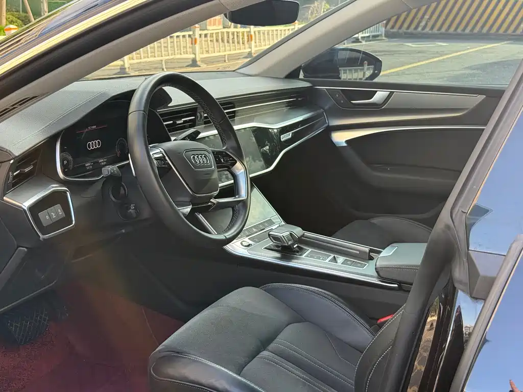 Audi A7L 2024 45TFSI S-line Zhumeng Edition Liucheng Package