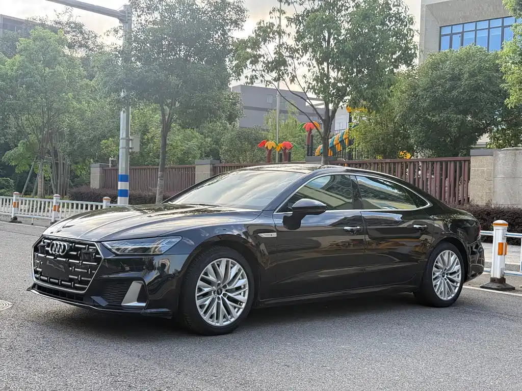 Audi A7L 2024 45TFSI S-line Zhumeng Edition Liucheng Package