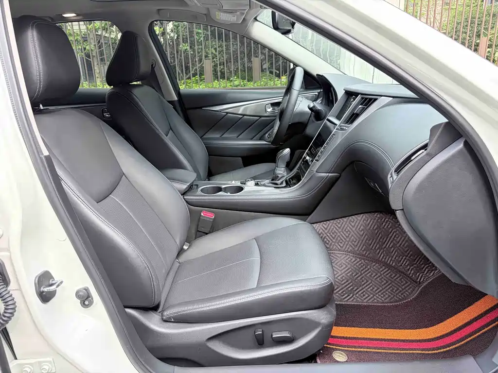 Infiniti Q50L 2022 2.0T Elegance Edition