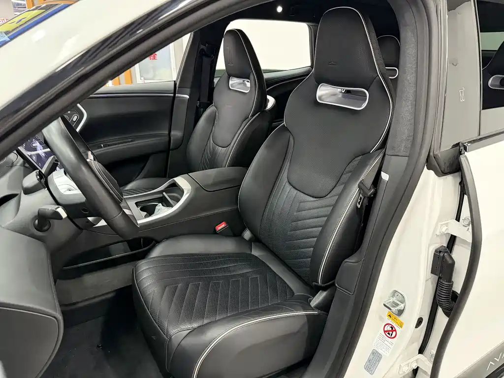 Avatr 11 2023 Harmony 90kWh Lux Edition