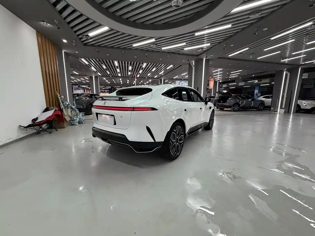 Avatr 11 2023 Harmony 90kWh Lux Edition