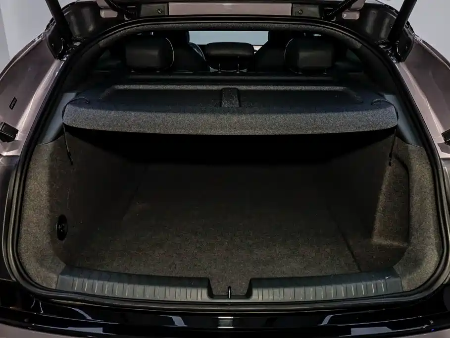 Audi E5 Sportback 2026 model Flagship quattro edition