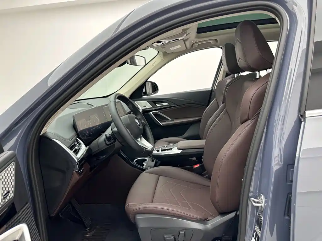 BMW X1 2023 sDrive25Li xDesign Package