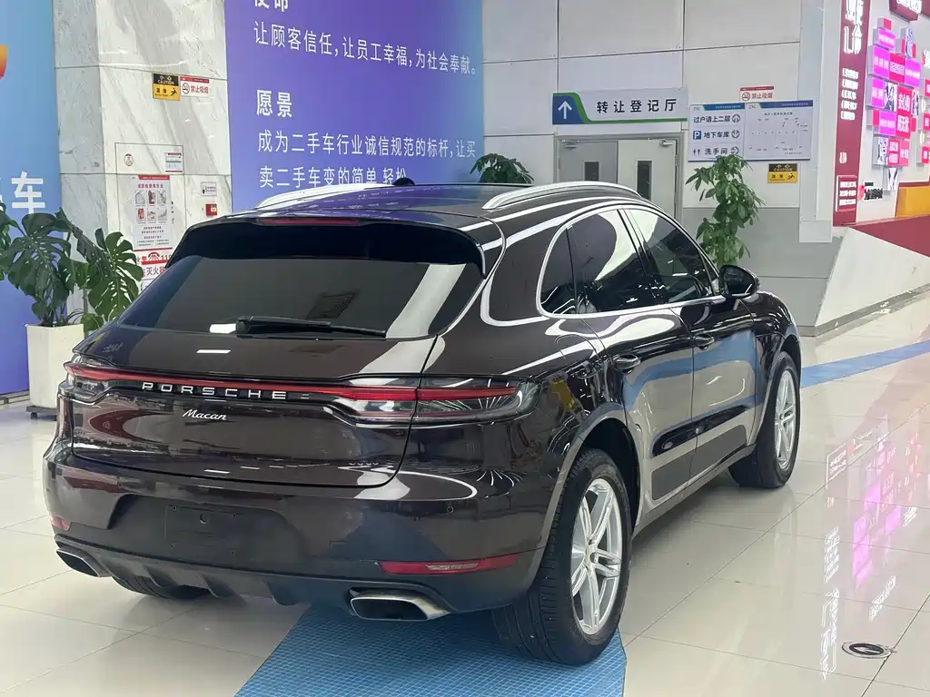 Macan 2018 2.0T
