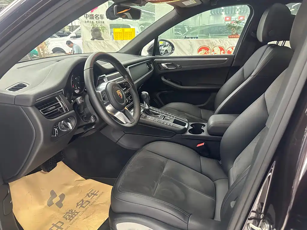 Macan 2018 2.0T