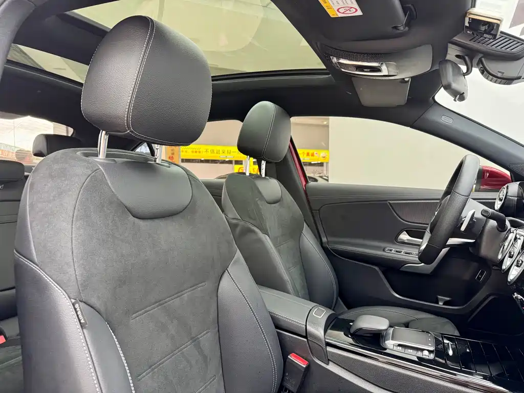 Mercedes-Benz A 200 L Sport Sedan Fashion Edition 2022 Facelift