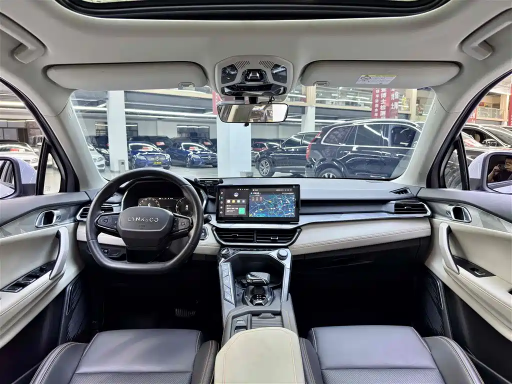 LEON 06 EM-P 2023 1.5T Remix PHEV Pro