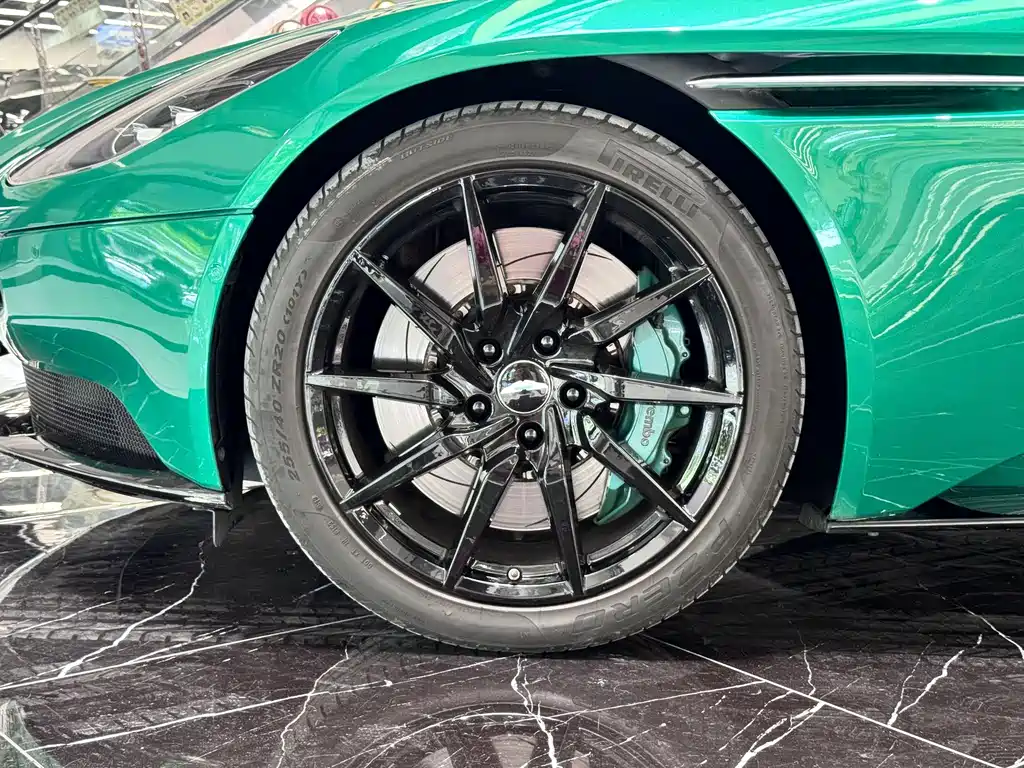 Aston Martin DB11 2019 Model 4.0T V8 Coupe