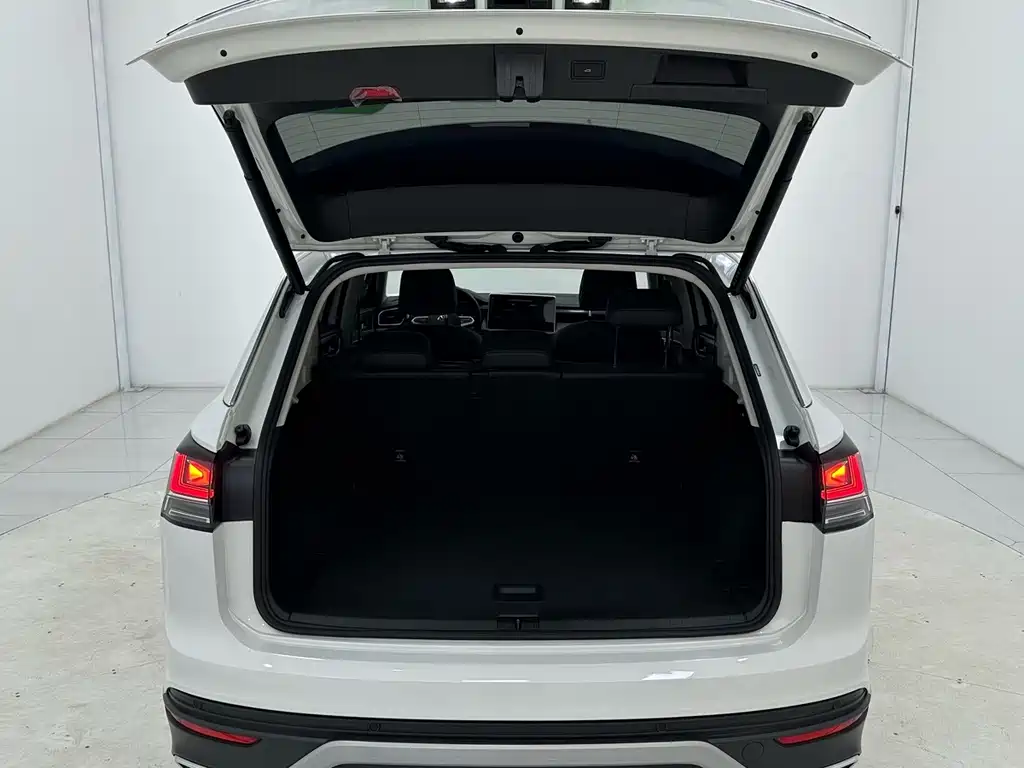 Tayron 2023 280TSI Two-Wheel Drive Luxury Plus Advanced Edition