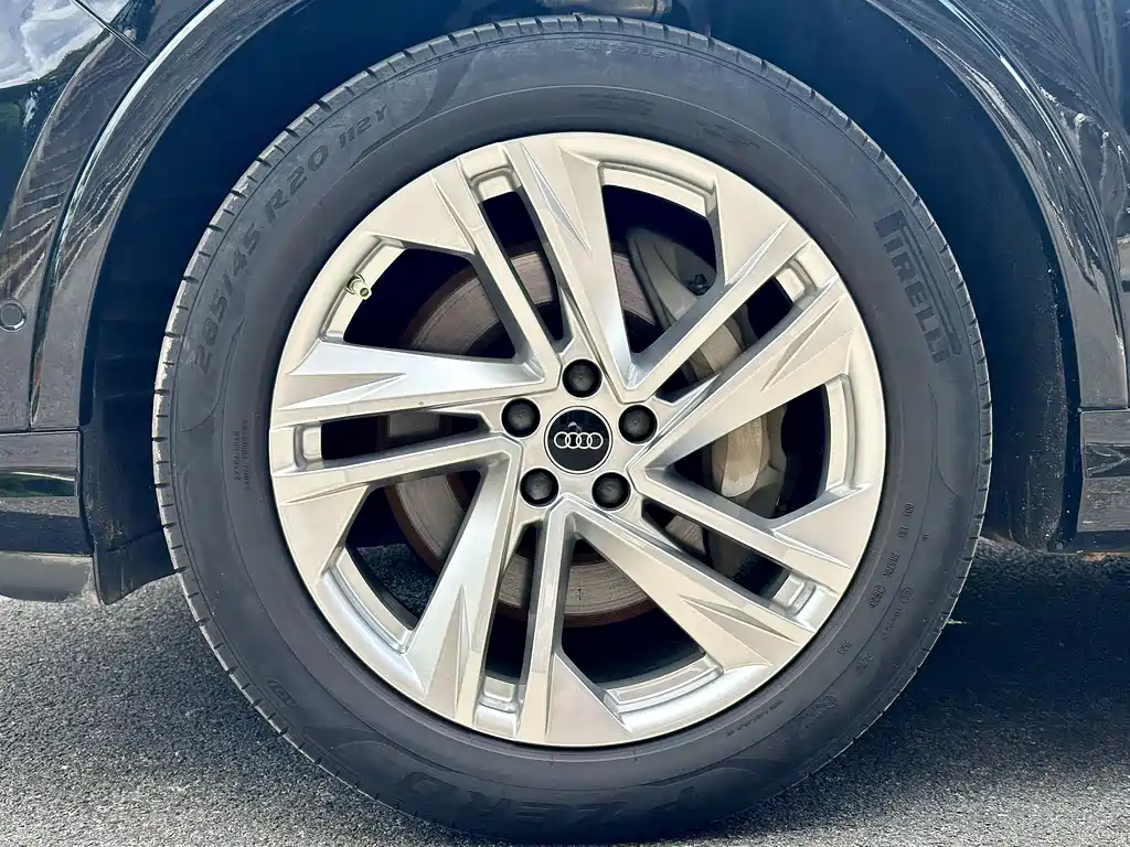 Audi Q7 2023 45 TFSI quattro S line Sport Edition