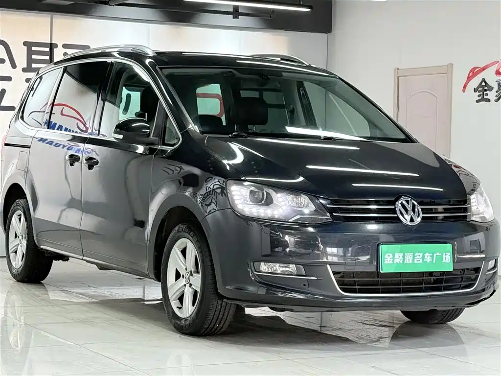 Shangri-La 2014 2.0 TSI Comfort Edition