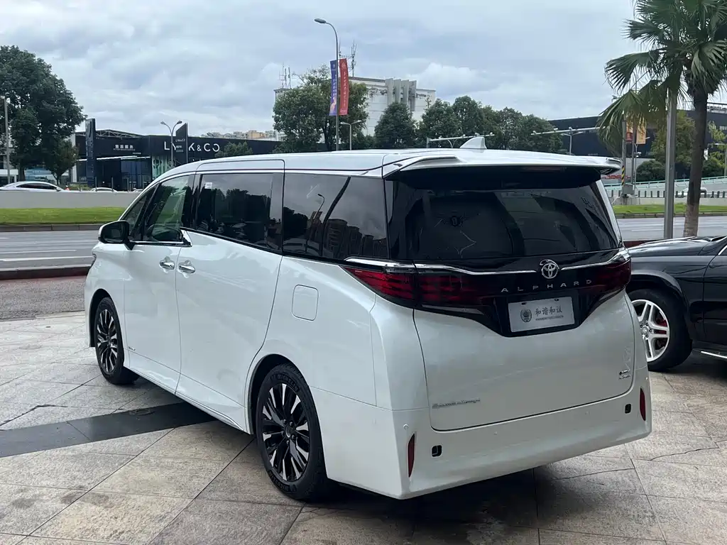 Alphard 2024 model Hybrid 2.5L Prestige Edition