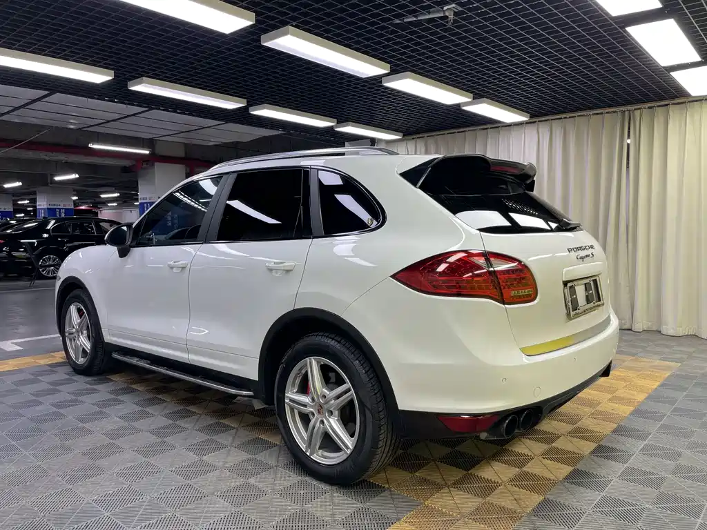 Cayenne 2011 3.0T