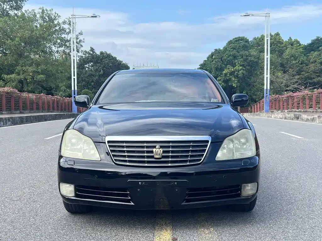 Crown 2008 5th Anniversary Edition