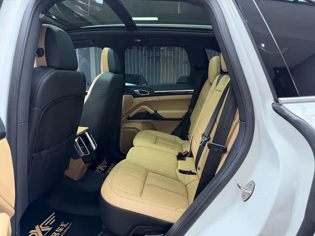 Cayenne 2016 3.0T China Specification