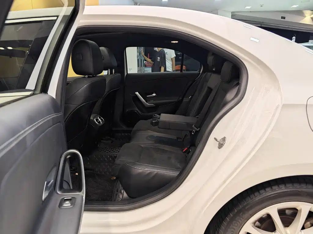 Mercedes-Benz A 200 L Sport Sedan Fashion Edition 2021